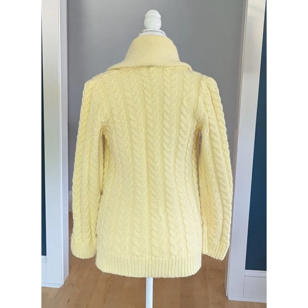 Hand Knit Women's Classic Cable Cardigan Size Small Butter Yellow